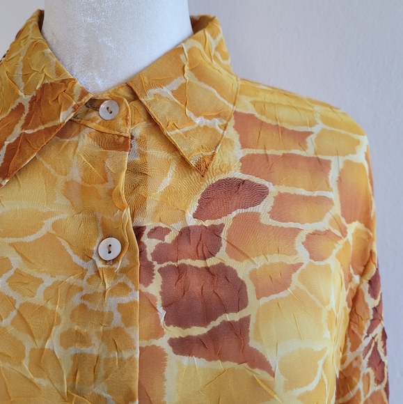 VTG Nicola Sheer Giraffe Print Blouse - Picture 4 of 12